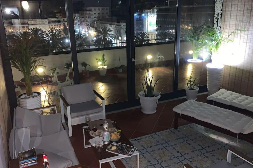 Rocca Politeama Attico Prestigioso Ed Eccitante. Apartamento Palermo Exterior foto